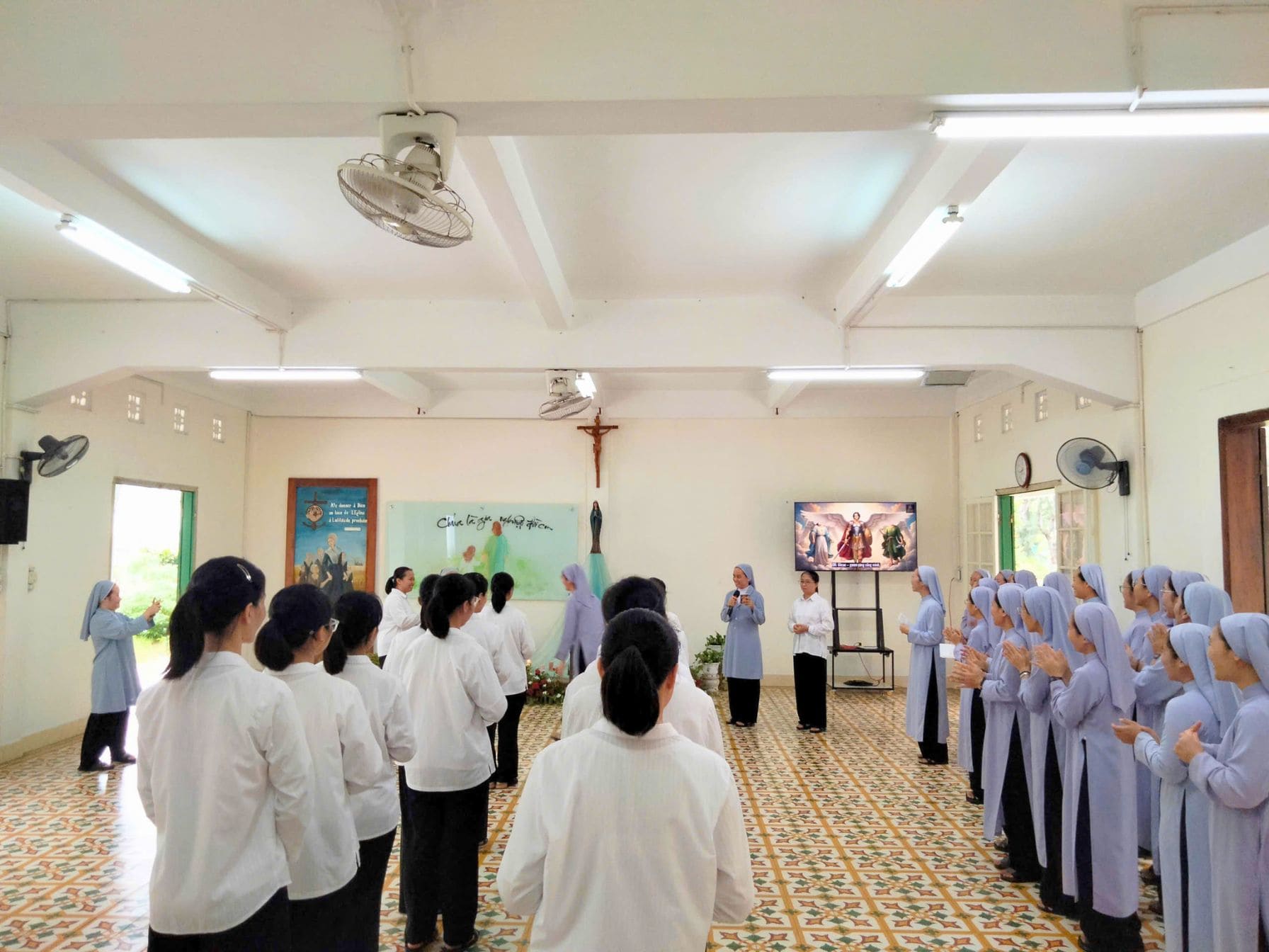 17 Tân Thỉnh Sinh Gia Nhập Thỉnh Viện Stella Maris