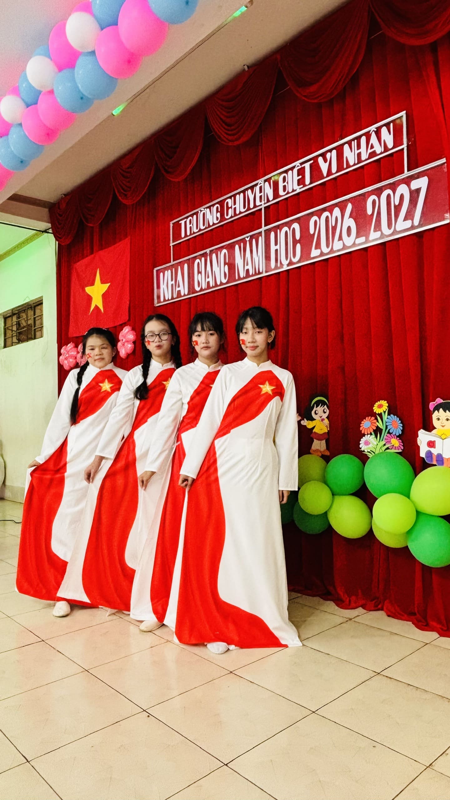 4 cô Khiếm thính