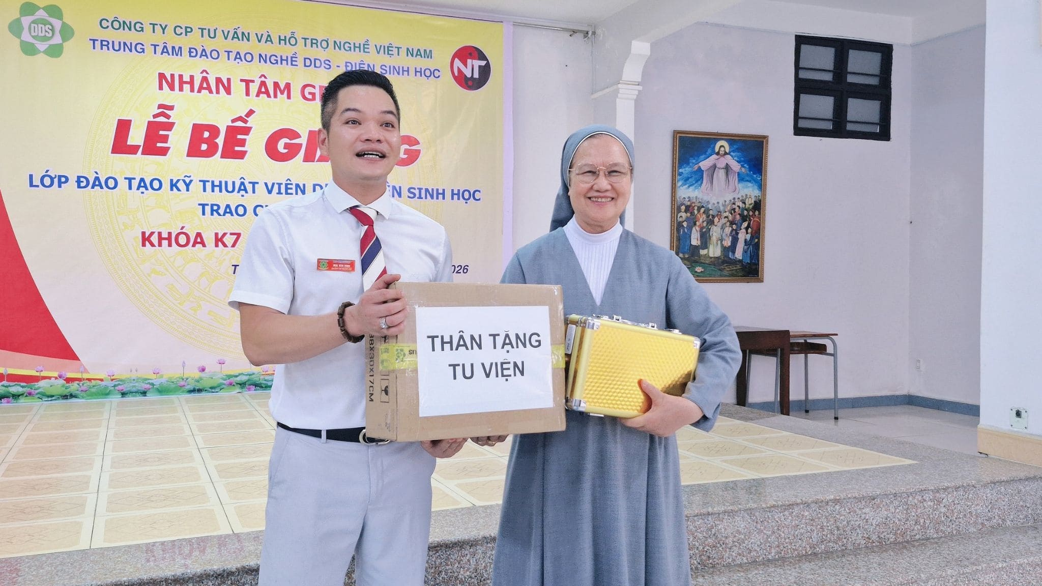 Khóa Học Điện Sinh Học – Học Để Phục Vụ Trong Yêu Thương