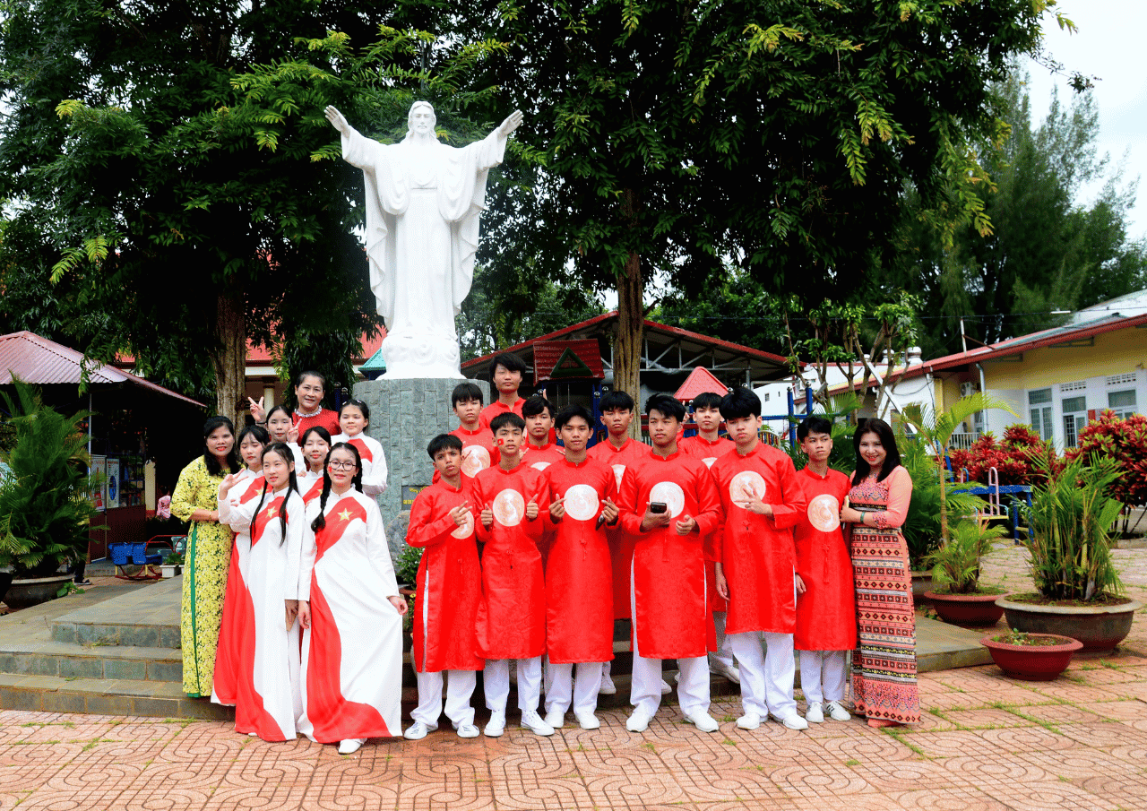 Khai Giảng 2