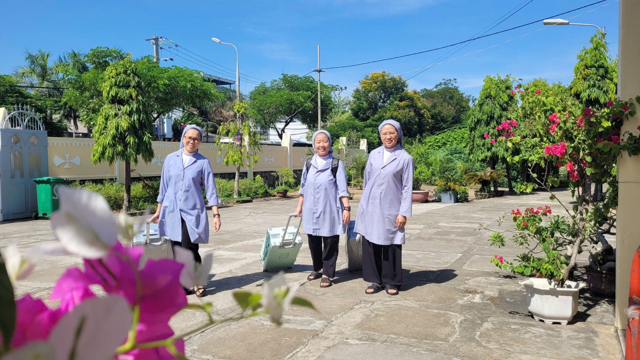 Lên Đường Trong Niềm Vui Tín Thác
