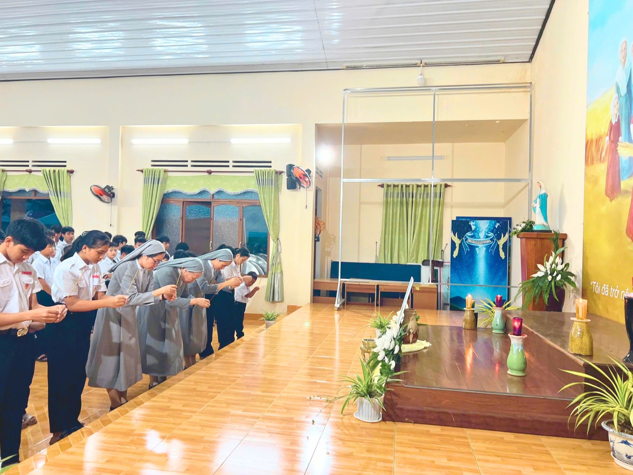 Hướng Về Mẹ Marie Anne De Tilly