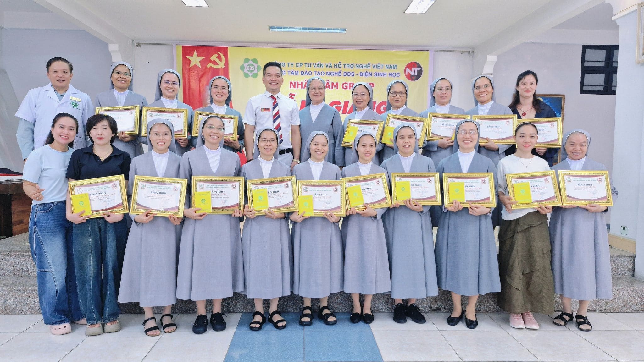 Khóa Học Điện Sinh Học – Học Để Phục Vụ Trong Yêu Thương