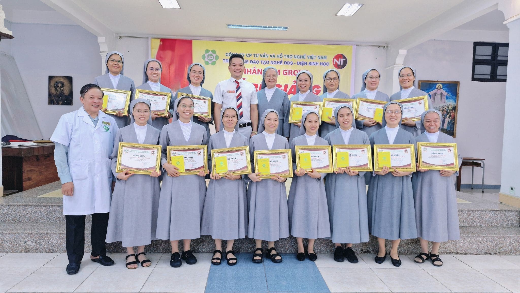Khóa Học Điện Sinh Học – Học Để Phục Vụ Trong Yêu Thương