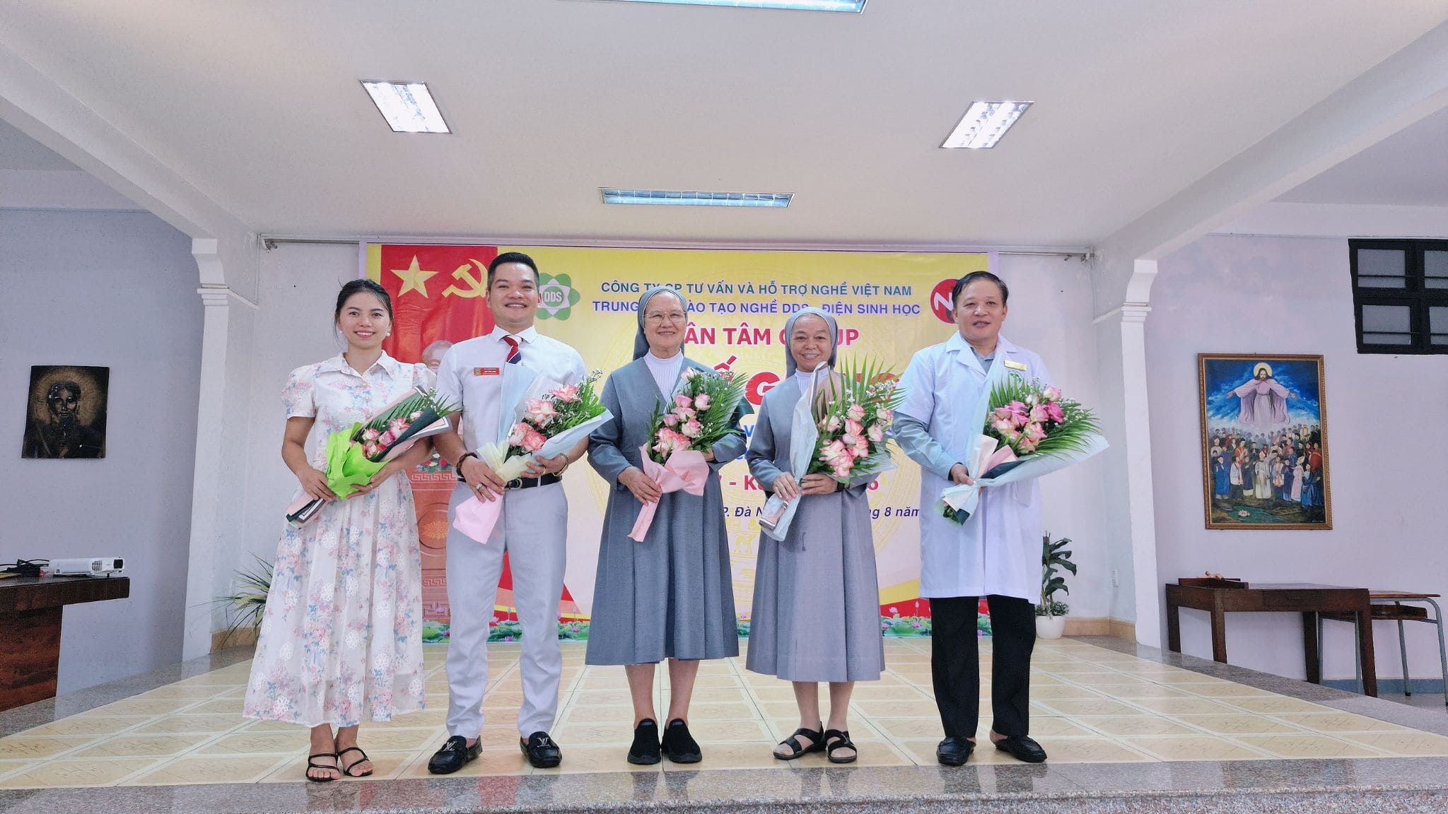 Khóa Học Điện Sinh Học – Học Để Phục Vụ Trong Yêu Thương