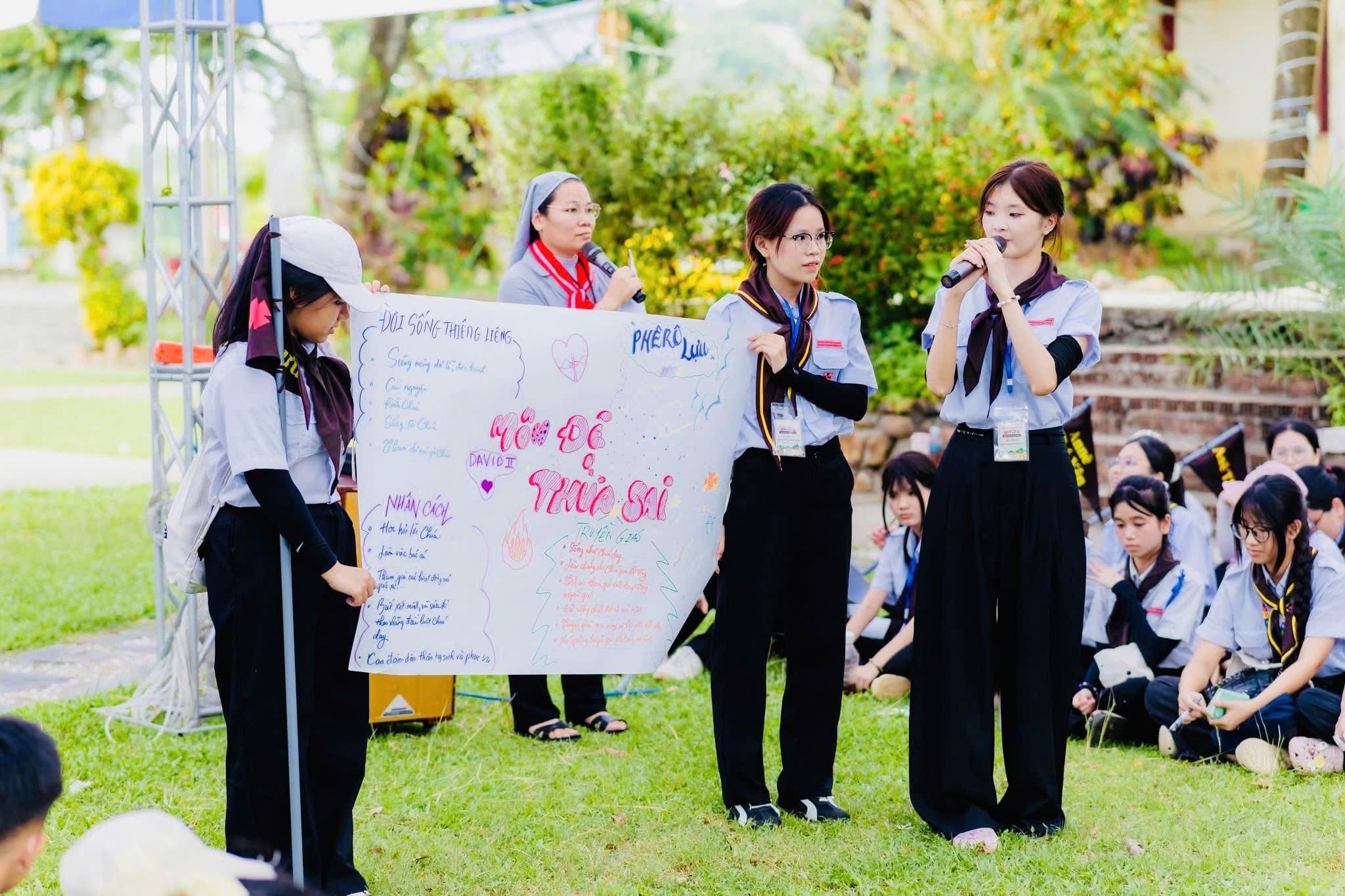 Đồng Hành Cùng Người Trẻ – Thắp Sáng Niềm Tin – Thực Thi Sứ Vụ Thừa Sai