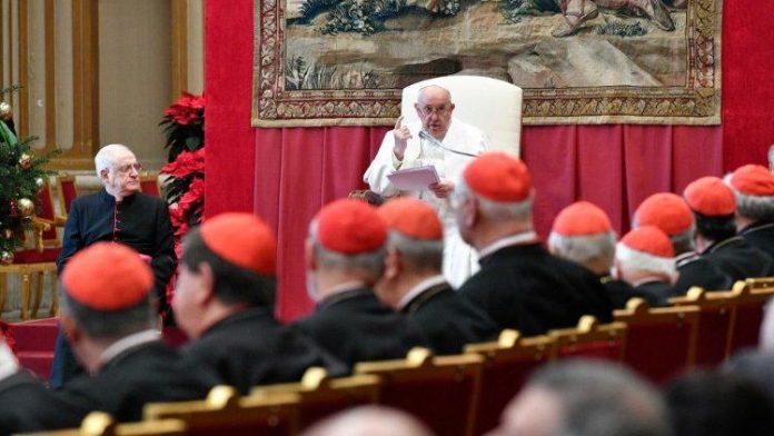 il_papa_durante_unudienza_con_i_cardinali_della_curia_romana_vatican_media