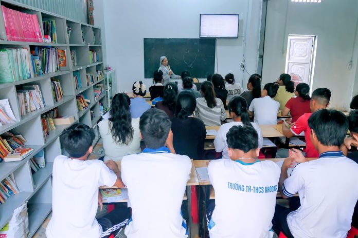 z6724726613425_bc40618433cc30c3a61f7e52e86d79fa.remini-enhanced