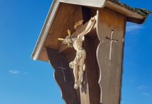 Báo Cáo Mới Của OIDAC: Bạo Lực Nhắm Vào Các Kitô Hữu Tăng Mạnh Trên Khắp Châu Âu