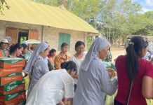 Giáo Điểm Phanxicô Trao Quà Thiện Nguyện Cho Đồng Bào H’Mông Tại Ban Mê Thuột