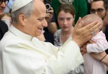 Tiếp Kiến Chung Của Đức Thánh Cha: Thánh Kinh Tìm Được Môi Trường Trong Hội Thánh, Giúp Con Người Nhận Biết Đức Kitô