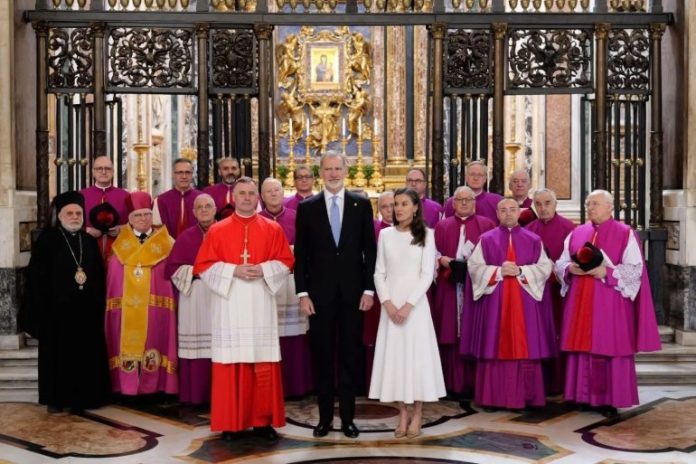 taking_possession_of_the_title_of_protocanon_of_the_liberian_chapter_by_king_felipe_vi